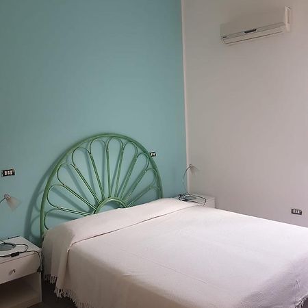 Casanoemi 2 Bed & Breakfast Cagliari Luaran gambar